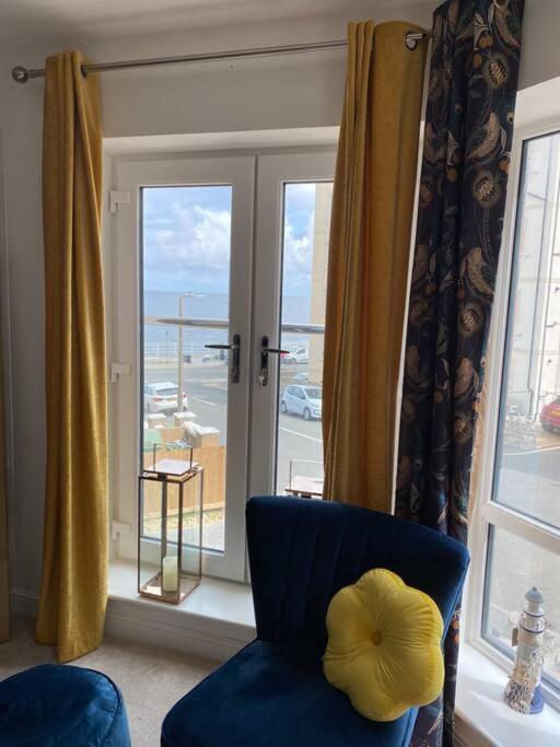 Luxury Modern 1Bed Sea View Apartment Rhôs-on-Sea Eksteriør bilde