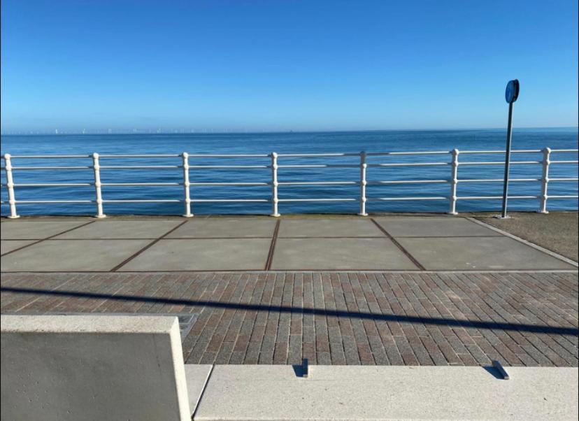 Luxury Modern 1Bed Sea View Apartment Rhôs-on-Sea Eksteriør bilde